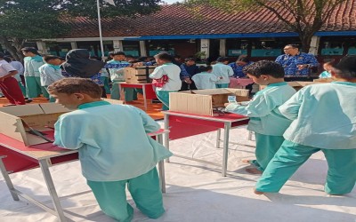 Demokrasi | Kokurikuler lintas mapel di SDN Mekarsari 3